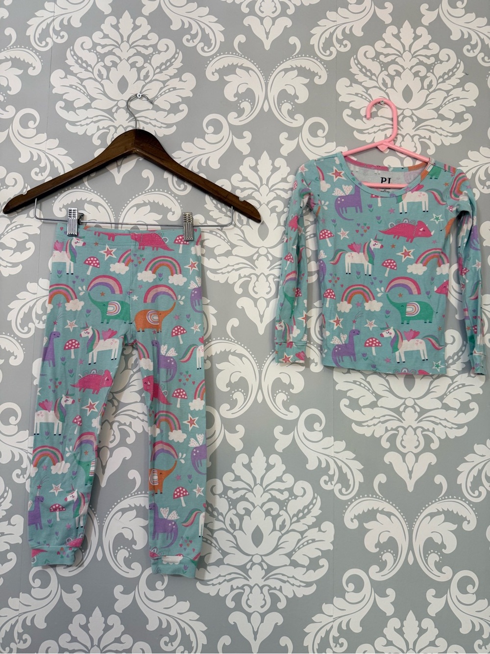 💫10/$25 • The PJ Place Unicorn PJ Set